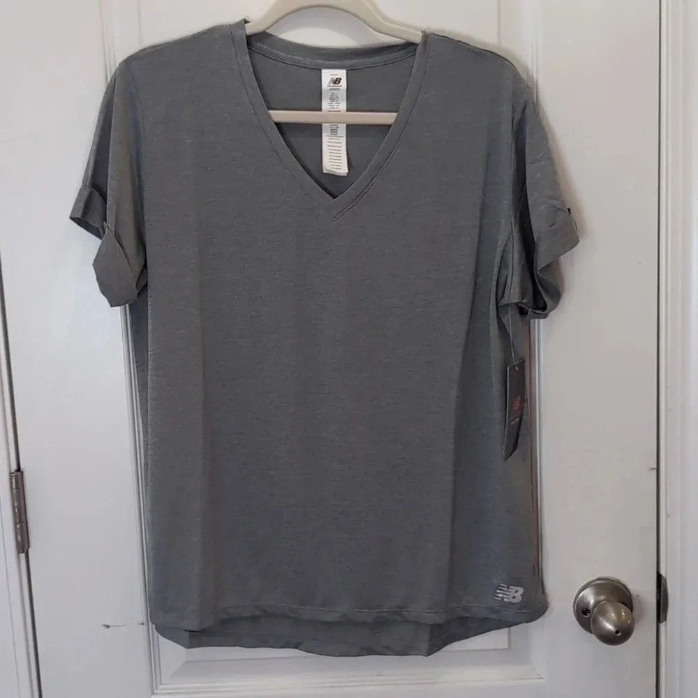 New Balance Women's V-Neck sport tee top